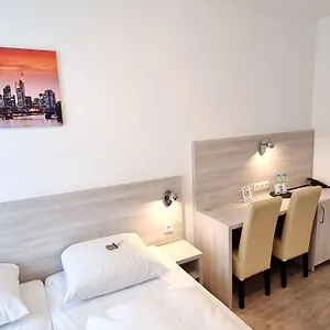 Adler Frankfurt Fráncfort del Meno