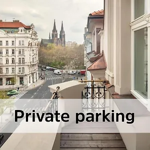 Elizabeth Otel Prag
